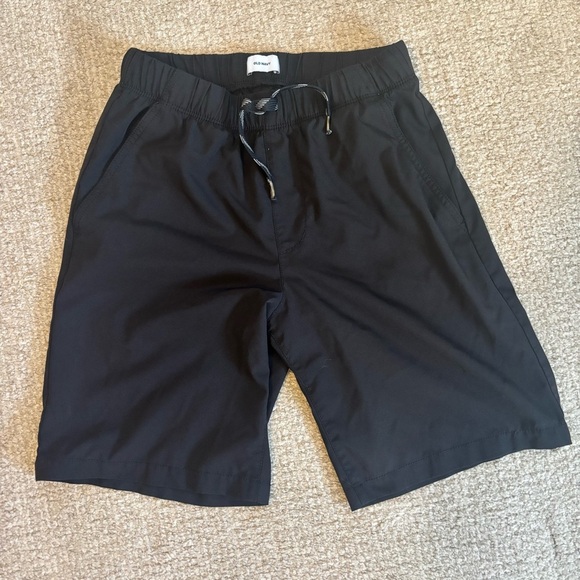 Old Navy Other - Old Navy Boys Black Stretchtech Shorts - size XL​​